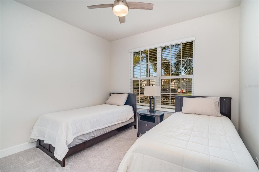 For Sale: $399,000 (3 beds, 2 baths, 1818 Square Feet)