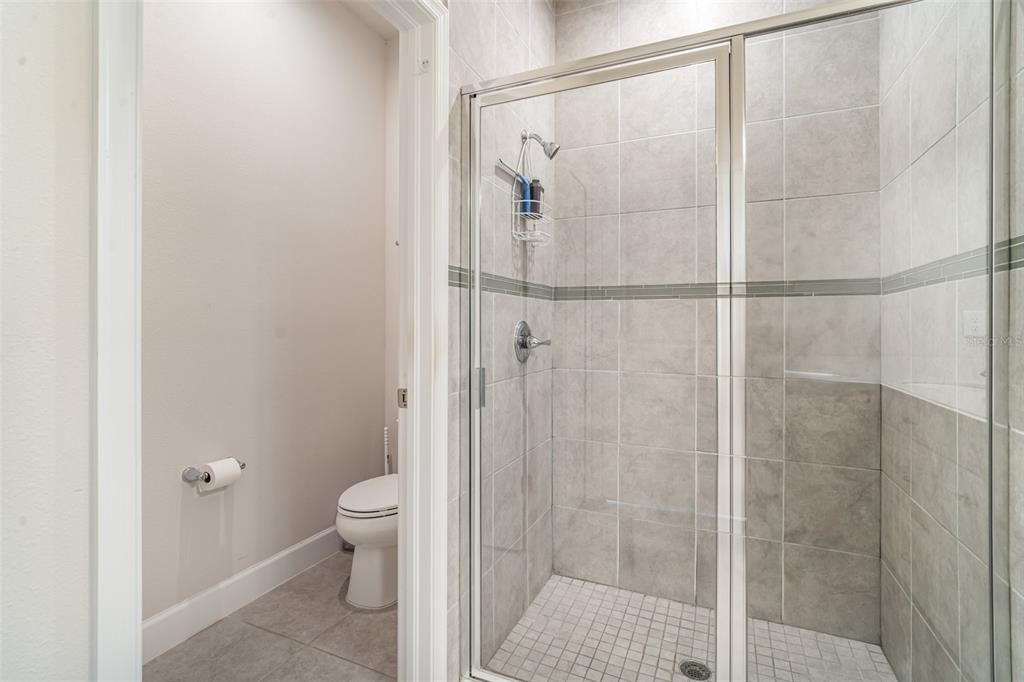 For Sale: $399,000 (3 beds, 2 baths, 1818 Square Feet)