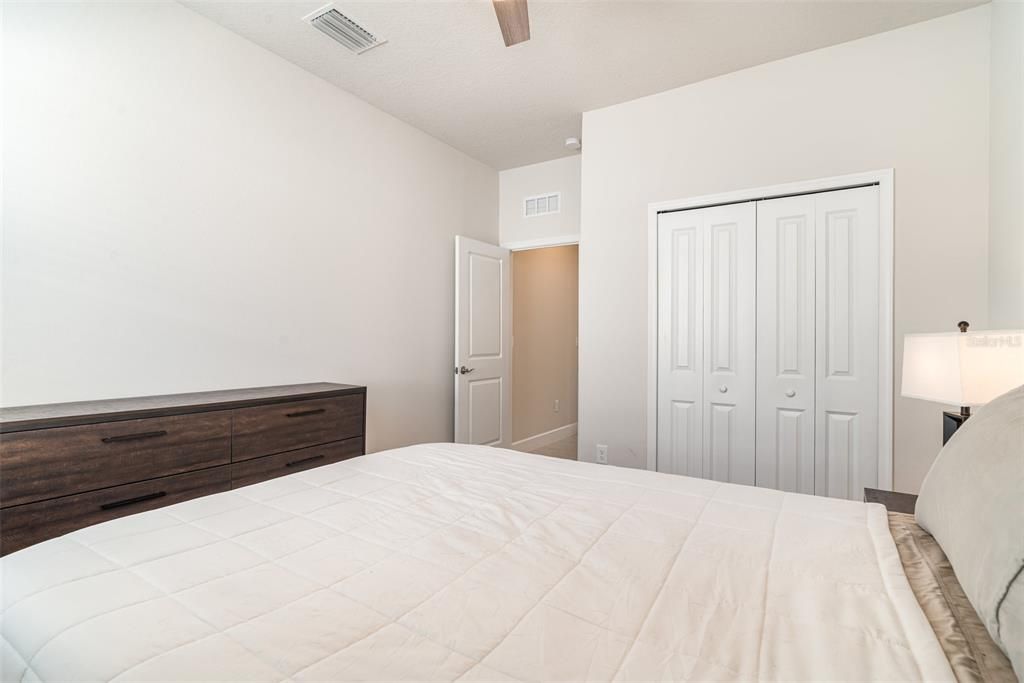 For Sale: $399,000 (3 beds, 2 baths, 1818 Square Feet)