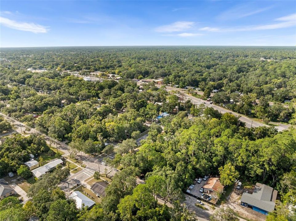 待售: $299,999 (0.17 acres)