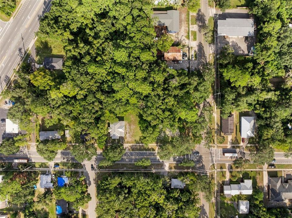 待售: $299,999 (0.17 acres)