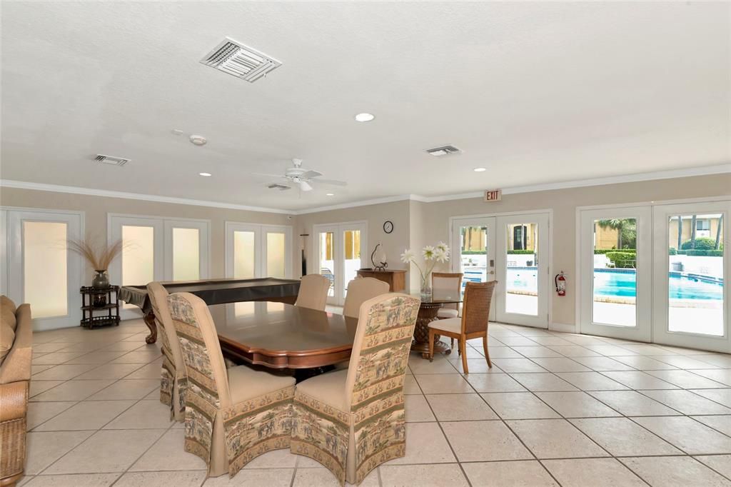 Active With Contract: $155,000 (2 beds, 2 baths, 1049 Square Feet)