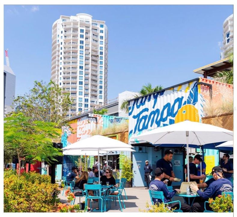 For Sale: $2,035,000 (2 beds, 2 baths, 1697 Square Feet)