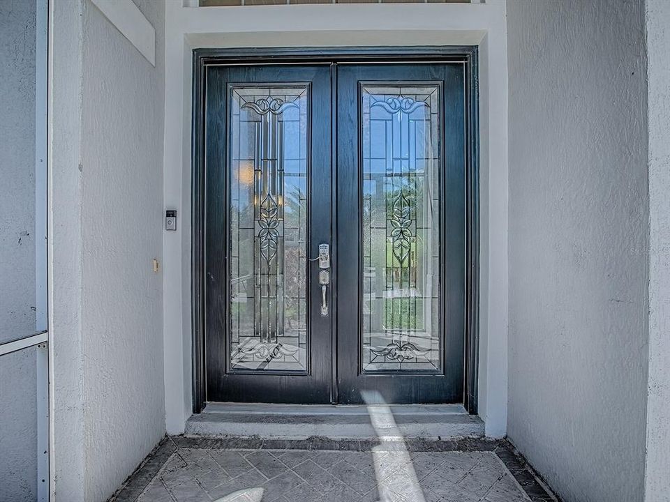 Activo con contrato: $445,000 (3 camas, 2 baños, 2866 Pies cuadrados)