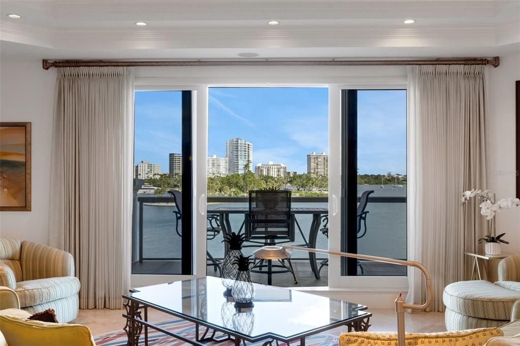 На продажу: $4,550,000 (3 спален, 3 ванн, 3248 Квадратных фут)