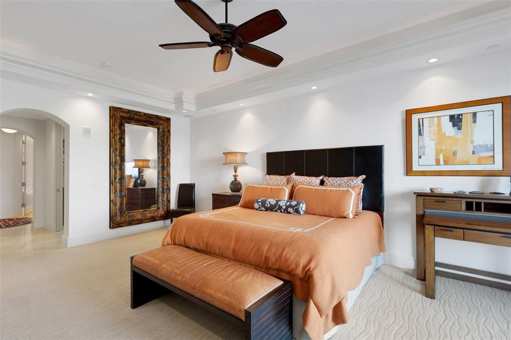 На продажу: $4,550,000 (3 спален, 3 ванн, 3248 Квадратных фут)