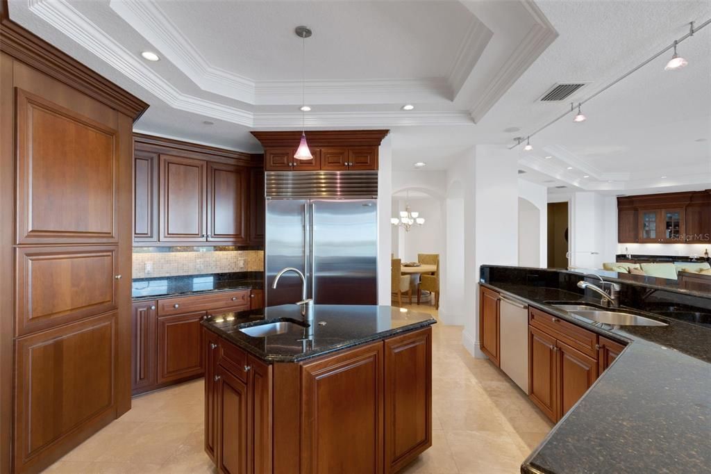 На продажу: $4,550,000 (3 спален, 3 ванн, 3248 Квадратных фут)