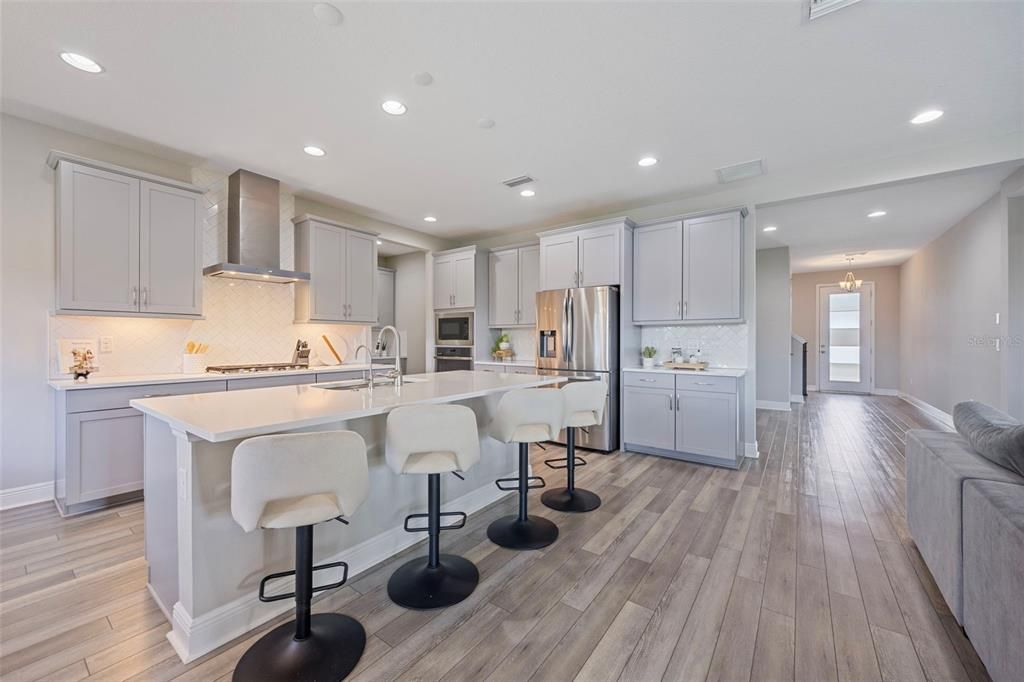 待售: $737,000 (4 贝兹, 3 浴室, 3182 平方英尺)