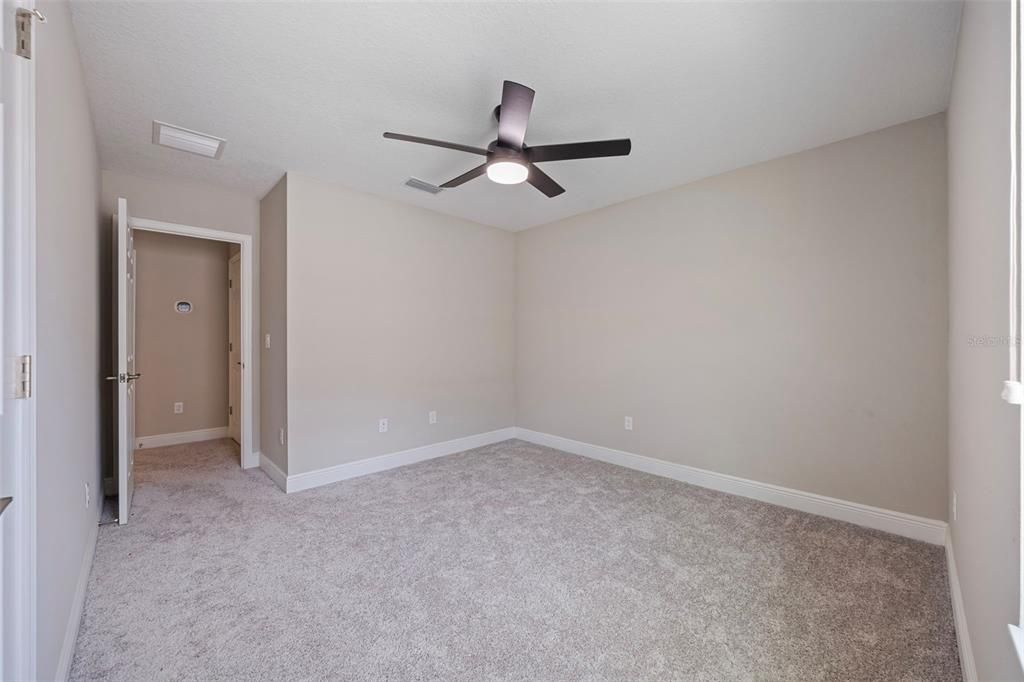 待售: $737,000 (4 贝兹, 3 浴室, 3182 平方英尺)