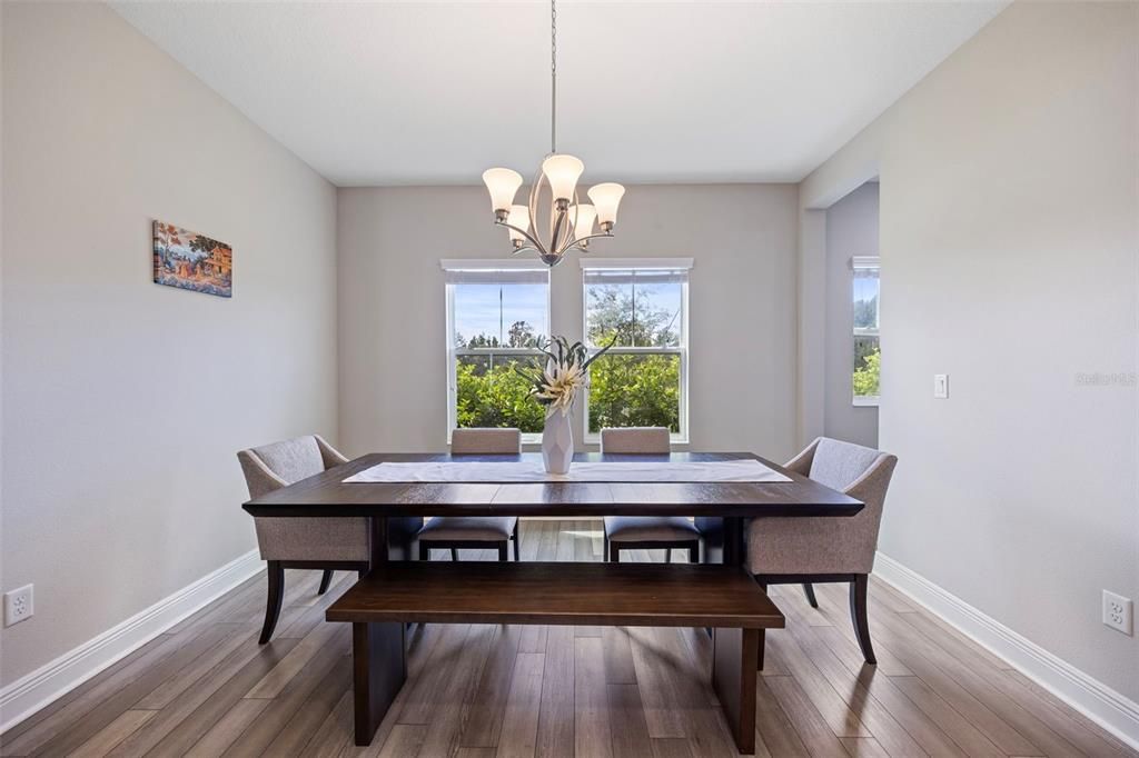 待售: $737,000 (4 贝兹, 3 浴室, 3182 平方英尺)