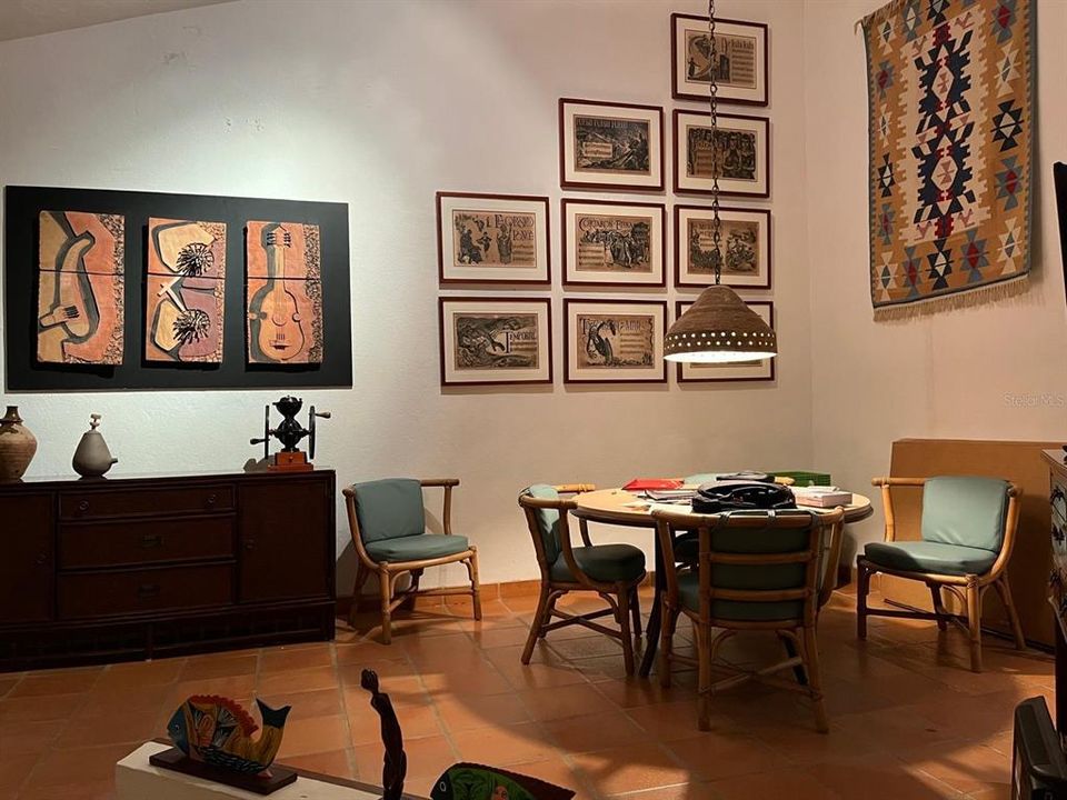 出租: $3,000 (2 贝兹, 2 浴室, 2075 平方英尺)