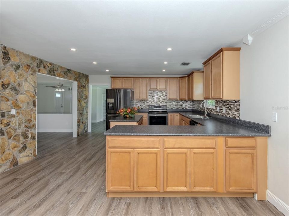 待售: $949,900 (4 贝兹, 4 浴室, 2656 平方英尺)