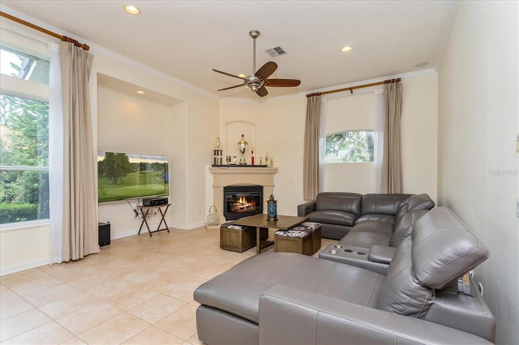 For Rent: $4,695 (5 beds, 4 baths, 3390 Square Feet)