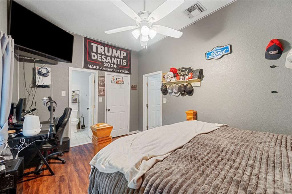 待售: $775,000 (4 贝兹, 4 浴室, 3474 平方英尺)