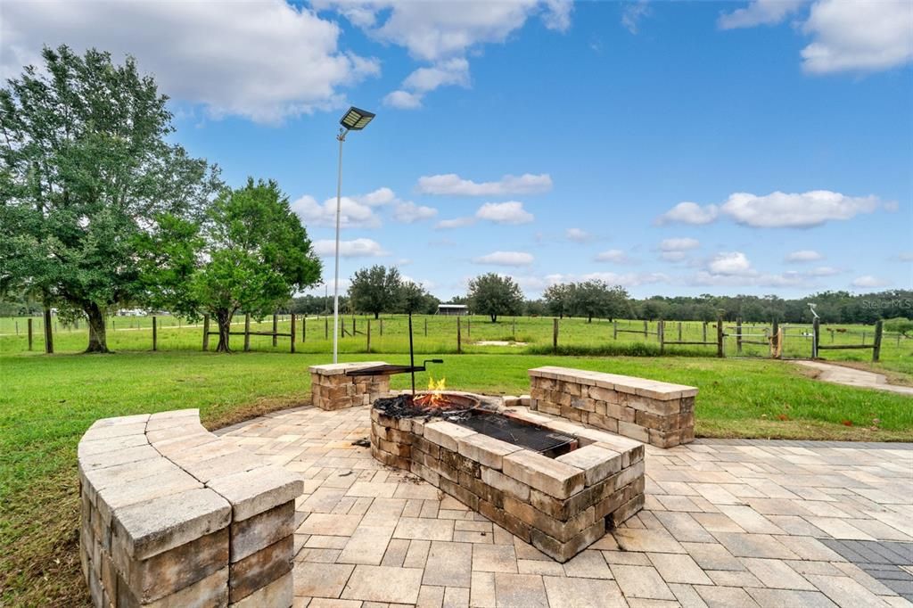 待售: $775,000 (4 贝兹, 4 浴室, 3474 平方英尺)