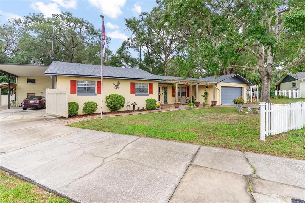 На продажу: $424,900 (3 спален, 2 ванн, 1650 Квадратных фут)