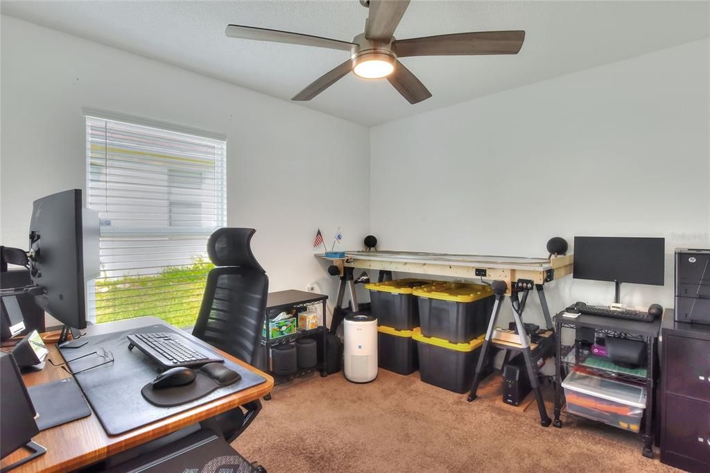 Active With Contract: $367,500 (3 beds, 2 baths, 1688 Square Feet)