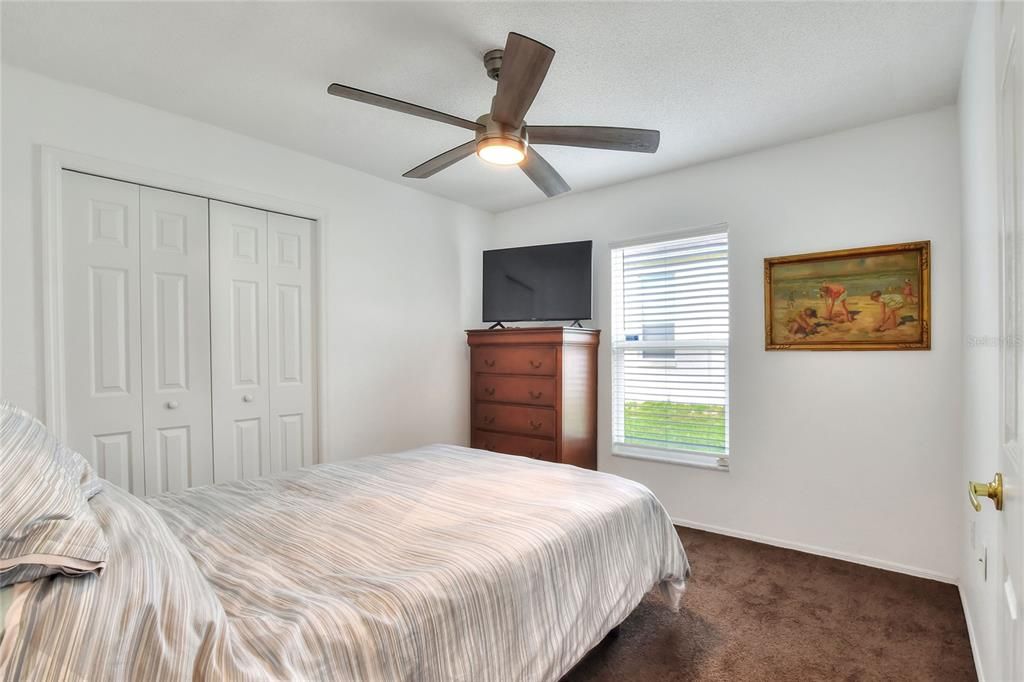 Active With Contract: $367,500 (3 beds, 2 baths, 1688 Square Feet)