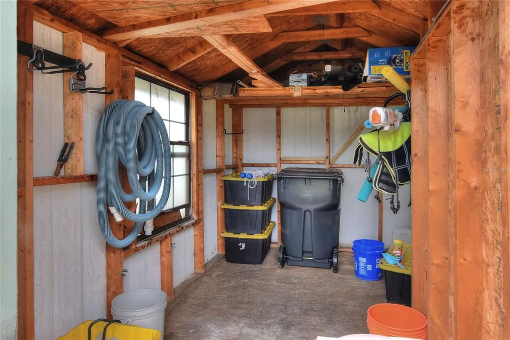 Active With Contract: $367,500 (3 beds, 2 baths, 1688 Square Feet)