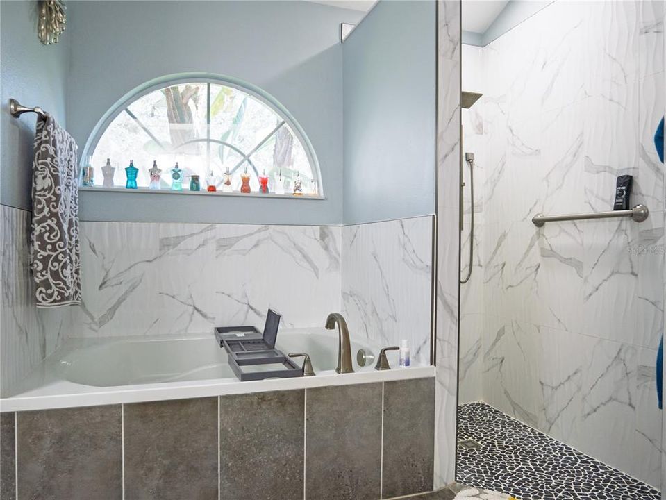 For Sale: $569,000 (4 beds, 2 baths, 2066 Square Feet)