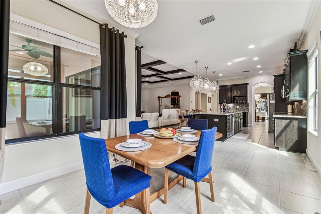 待售: $1,075,000 (4 贝兹, 3 浴室, 3353 平方英尺)