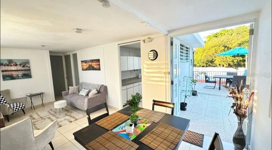 For Sale: $395,000 (5 beds, 0 baths, 1804 Square Feet)