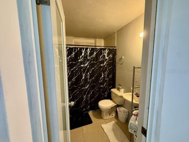 For Sale: $395,000 (5 beds, 0 baths, 1804 Square Feet)