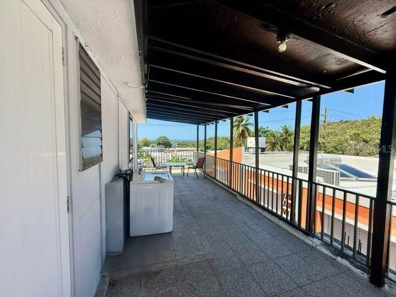 For Sale: $395,000 (5 beds, 0 baths, 1804 Square Feet)