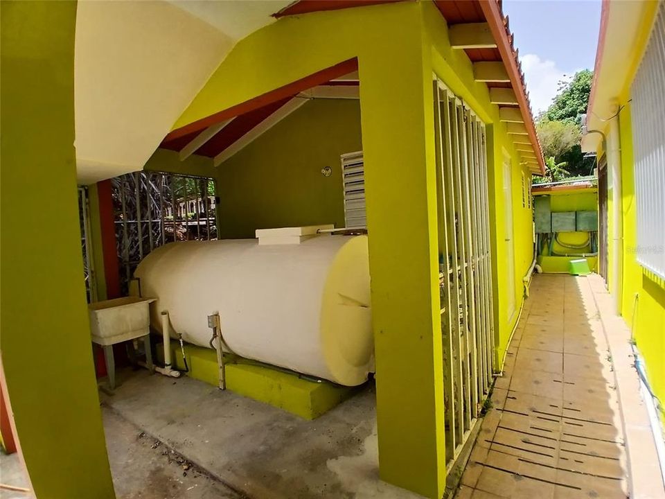 En Venta: $339,000 (6 camas, 0 baños, 2674 Pies cuadrados)