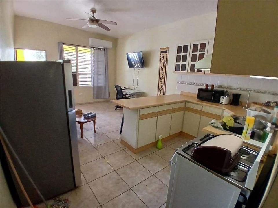 En Venta: $339,000 (6 camas, 0 baños, 2674 Pies cuadrados)