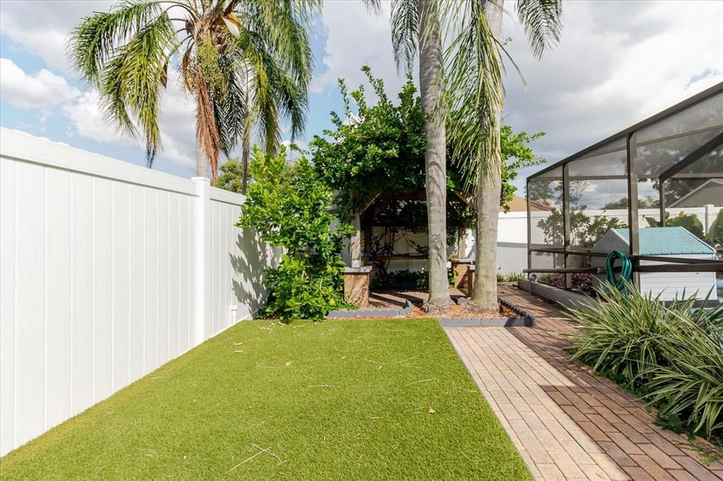 Activo con contrato: $449,999 (3 camas, 2 baños, 1790 Pies cuadrados)