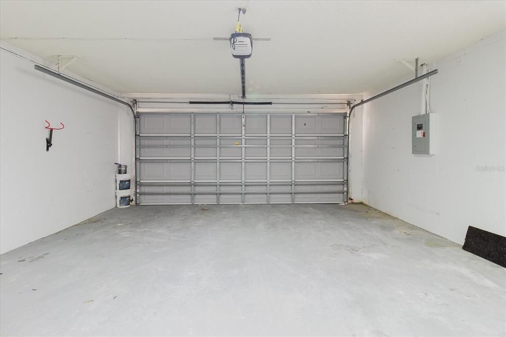 Activo con contrato: $449,999 (3 camas, 2 baños, 1790 Pies cuadrados)