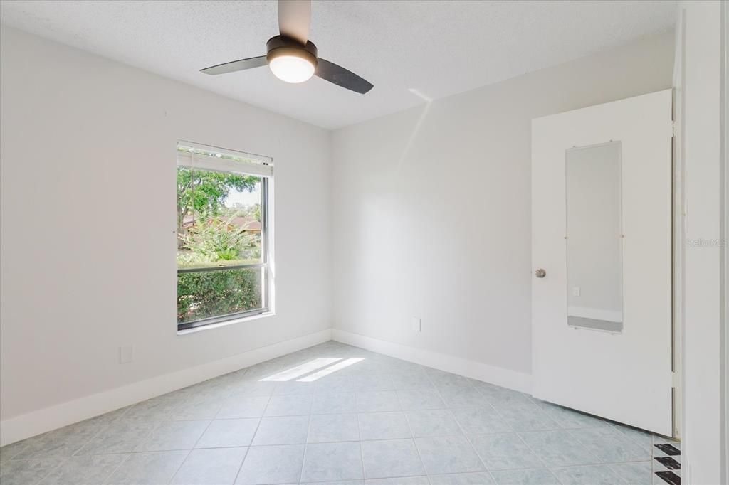 Activo con contrato: $449,999 (3 camas, 2 baños, 1790 Pies cuadrados)