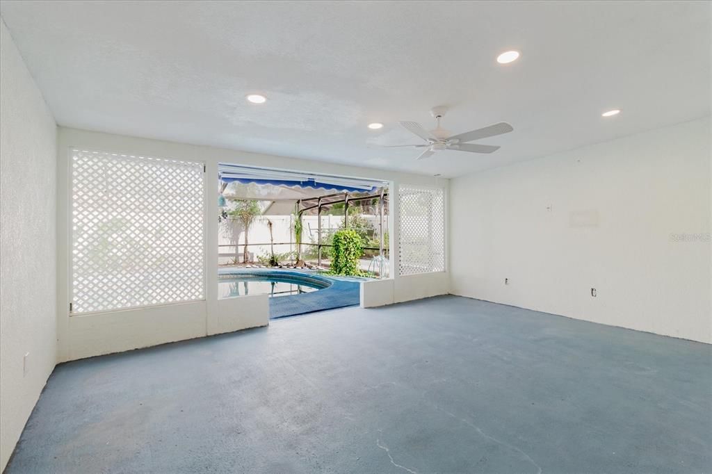 Activo con contrato: $449,999 (3 camas, 2 baños, 1790 Pies cuadrados)