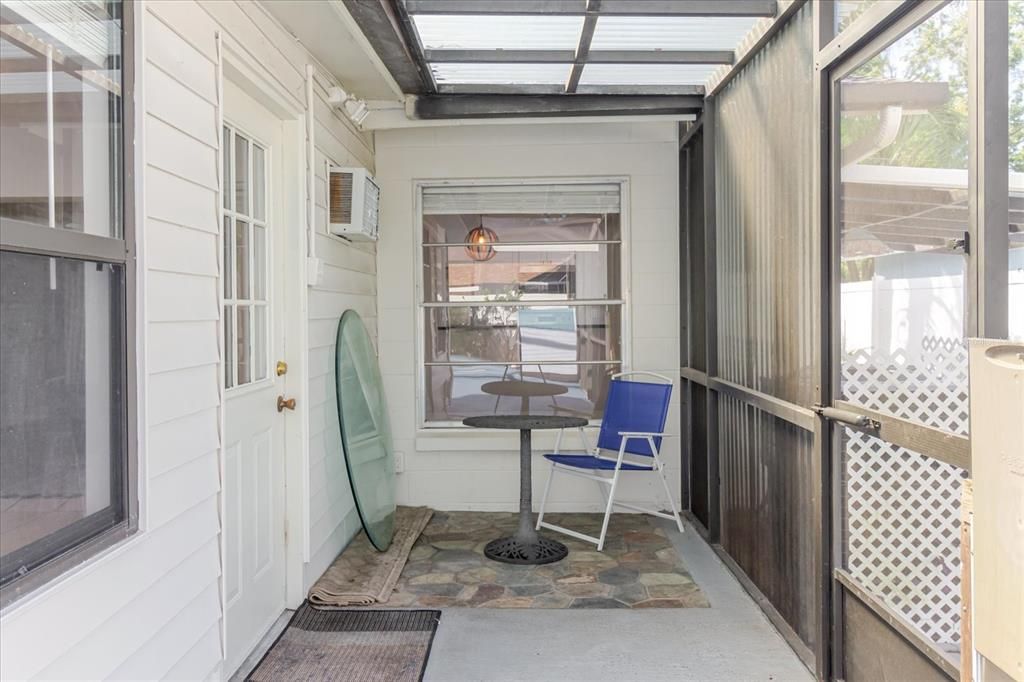 Activo con contrato: $449,999 (3 camas, 2 baños, 1790 Pies cuadrados)