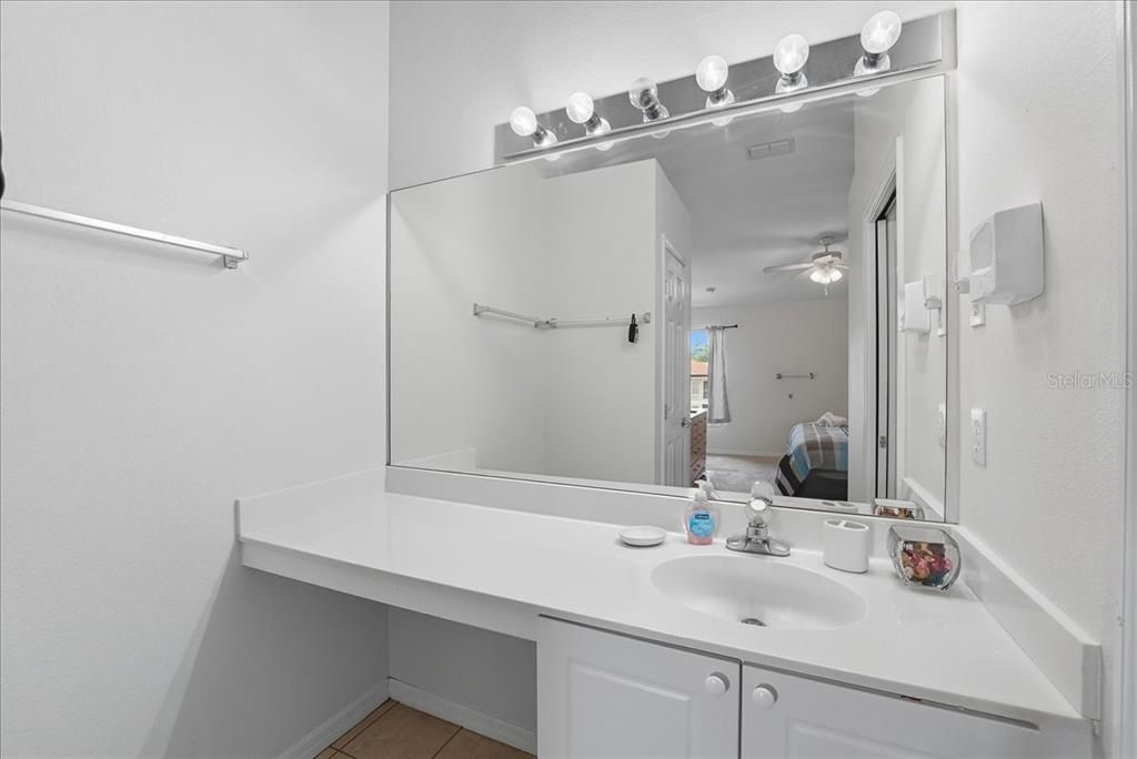 Active With Contract: $215,000 (3 beds, 2 baths, 1222 Square Feet)