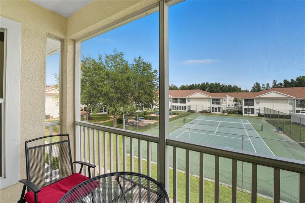 Active With Contract: $215,000 (3 beds, 2 baths, 1222 Square Feet)