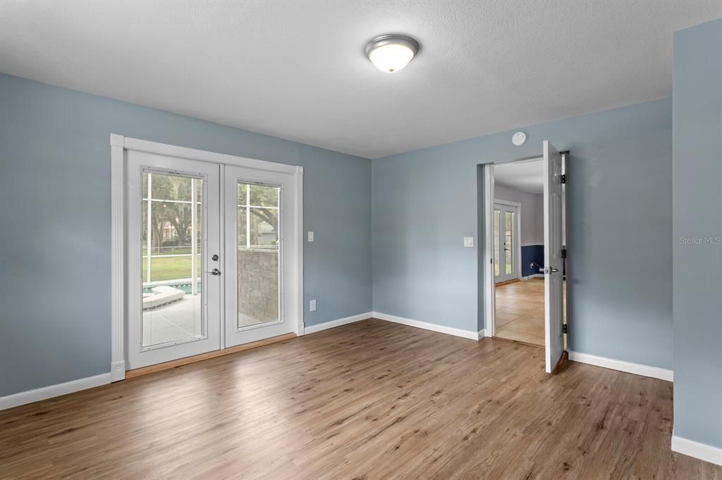 For Sale: $790,000 (4 beds, 2 baths, 2286 Square Feet)