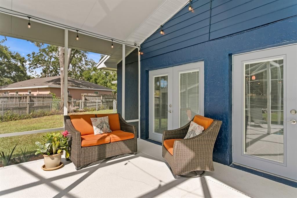 For Sale: $790,000 (4 beds, 2 baths, 2286 Square Feet)