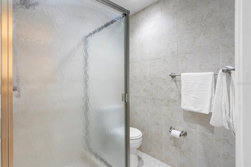 For Sale: $790,000 (4 beds, 2 baths, 2286 Square Feet)