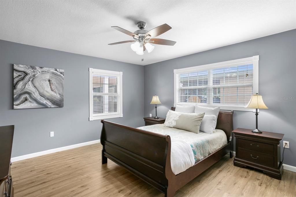 For Sale: $790,000 (4 beds, 2 baths, 2286 Square Feet)