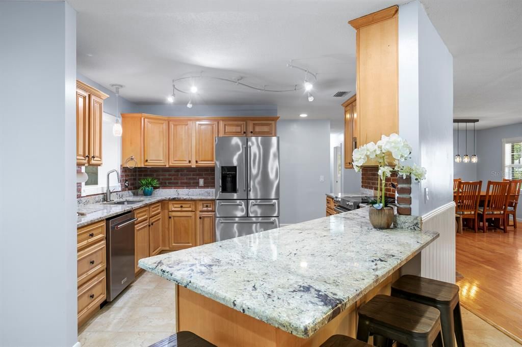 For Sale: $790,000 (4 beds, 2 baths, 2286 Square Feet)