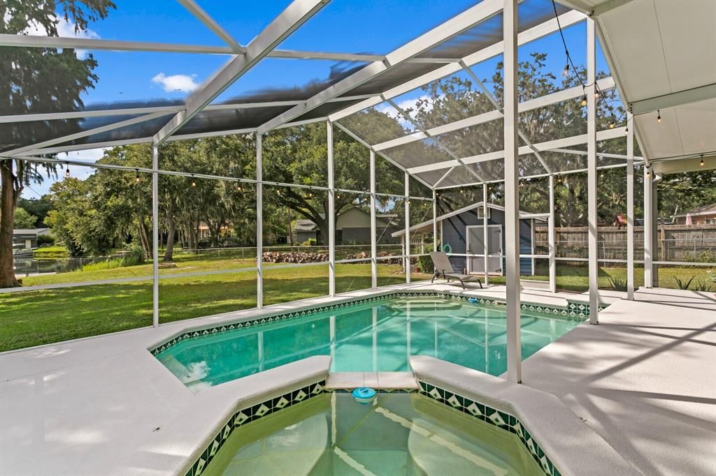 For Sale: $790,000 (4 beds, 2 baths, 2286 Square Feet)