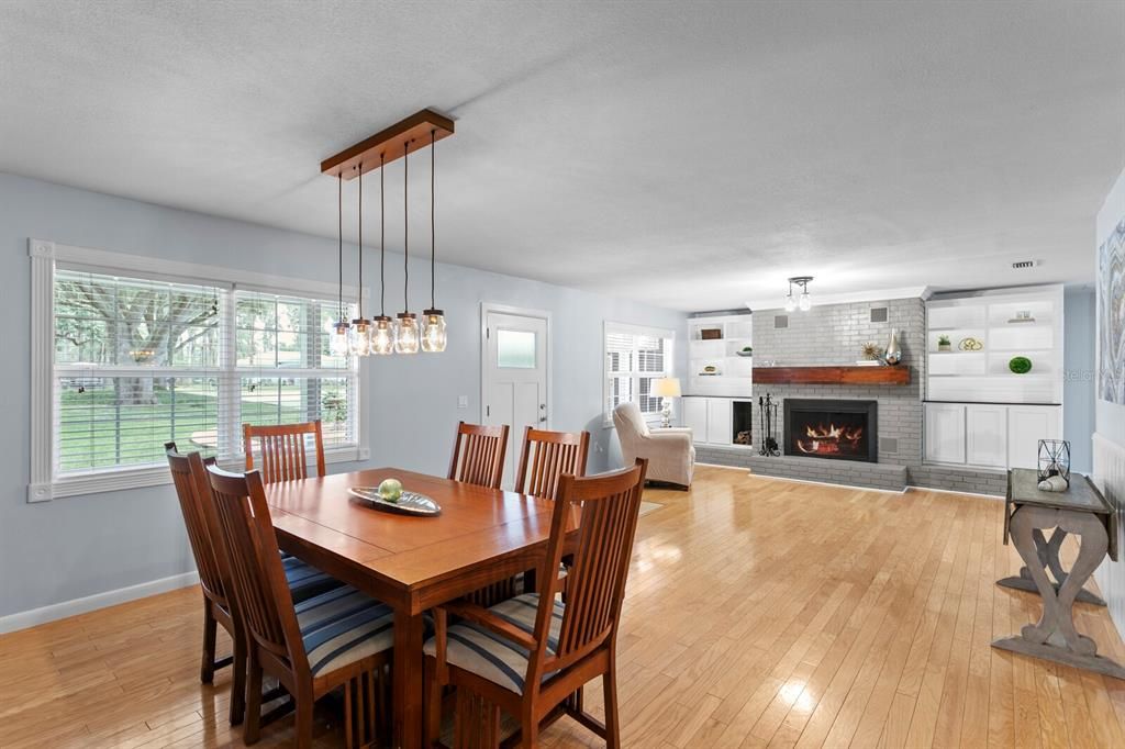 For Sale: $790,000 (4 beds, 2 baths, 2286 Square Feet)