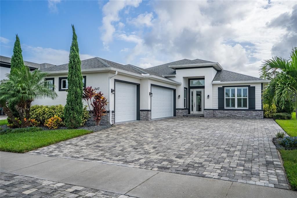 Recently Sold: $599,000 (3 beds, 2 baths, 2006 Square Feet)