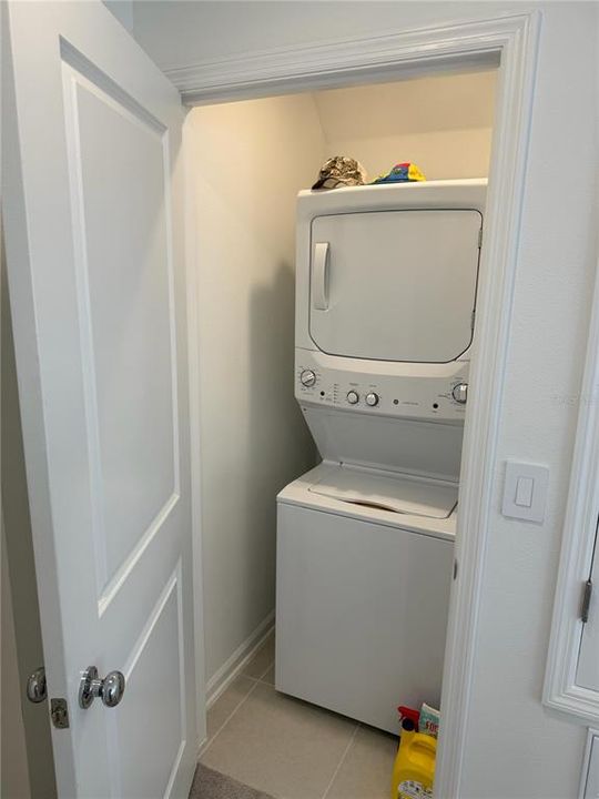 En Renta: $1,700 (3 camas, 1 baños, 1053 Pies cuadrados)