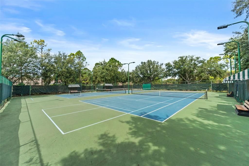 На продажу: $699,000 (5 спален, 4 ванн, 3139 Квадратных фут)