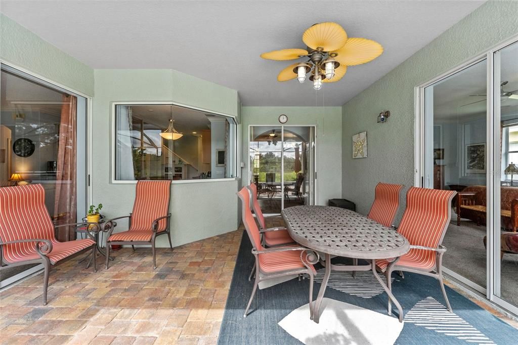 На продажу: $699,000 (5 спален, 4 ванн, 3139 Квадратных фут)