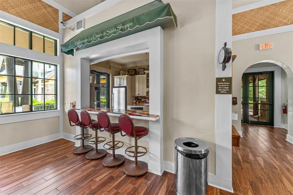 На продажу: $699,000 (5 спален, 4 ванн, 3139 Квадратных фут)