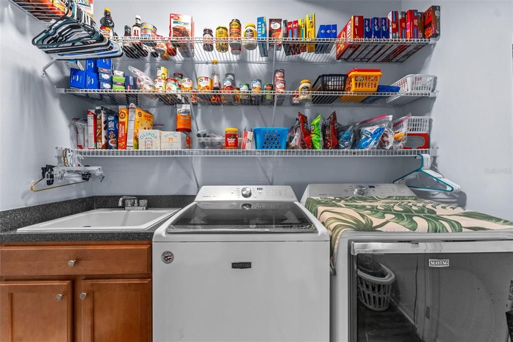 На продажу: $699,000 (5 спален, 4 ванн, 3139 Квадратных фут)